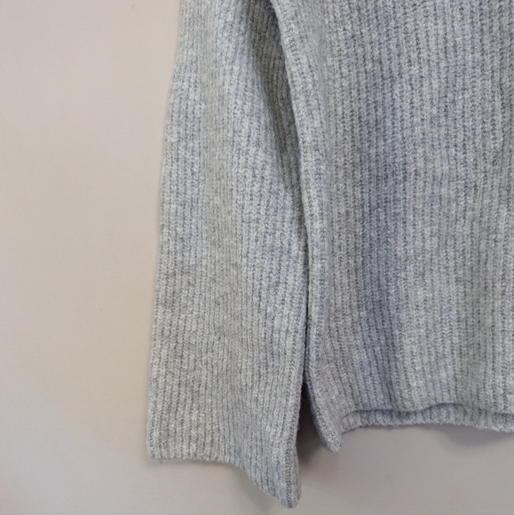Madewell Ribbed Knit Bell Sleeve Sweater - Picture 6 of 9